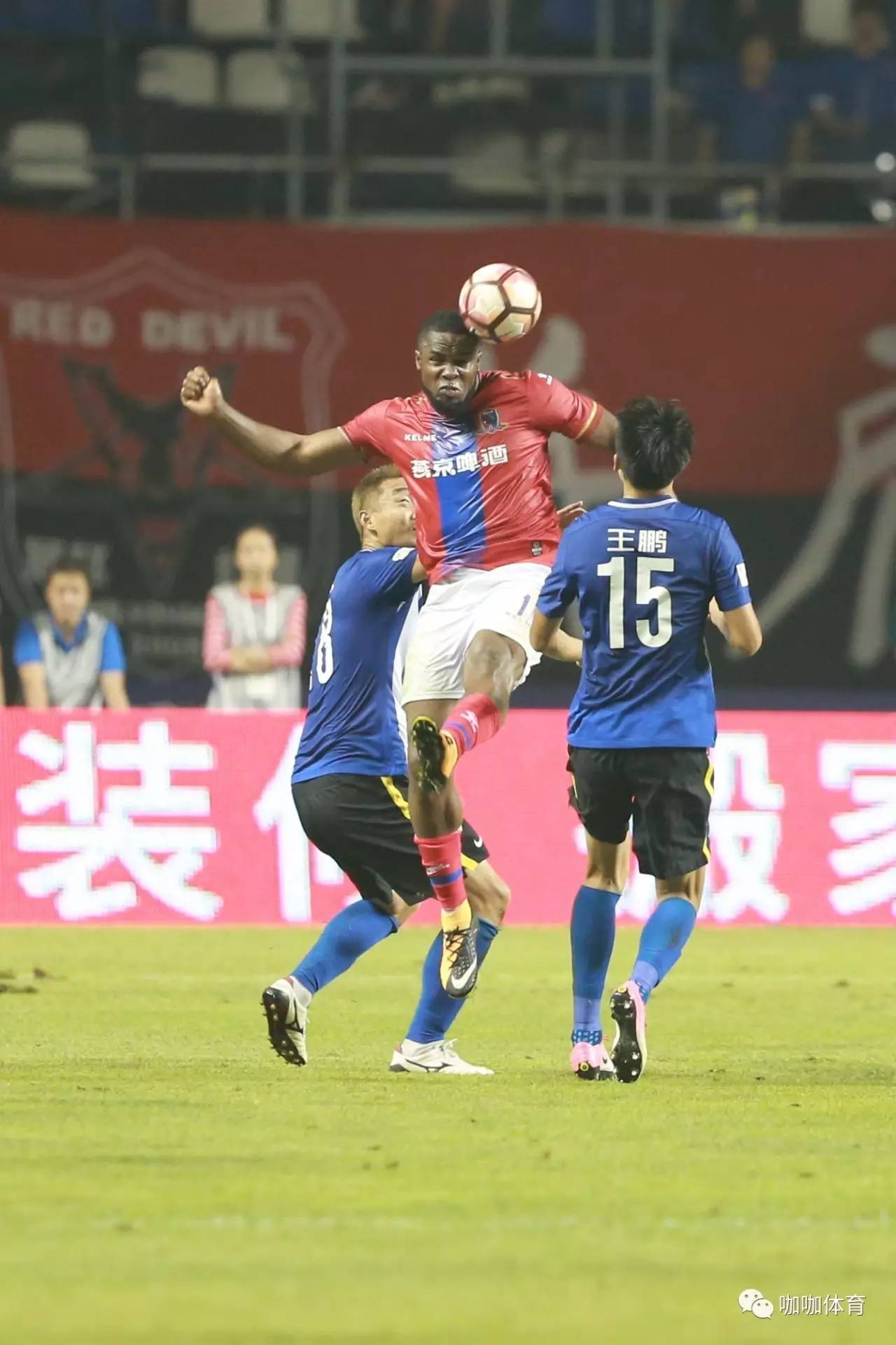 中超今晚走向成谜，纽约尼克斯临场应变，信心回归，轮换策略成焦点